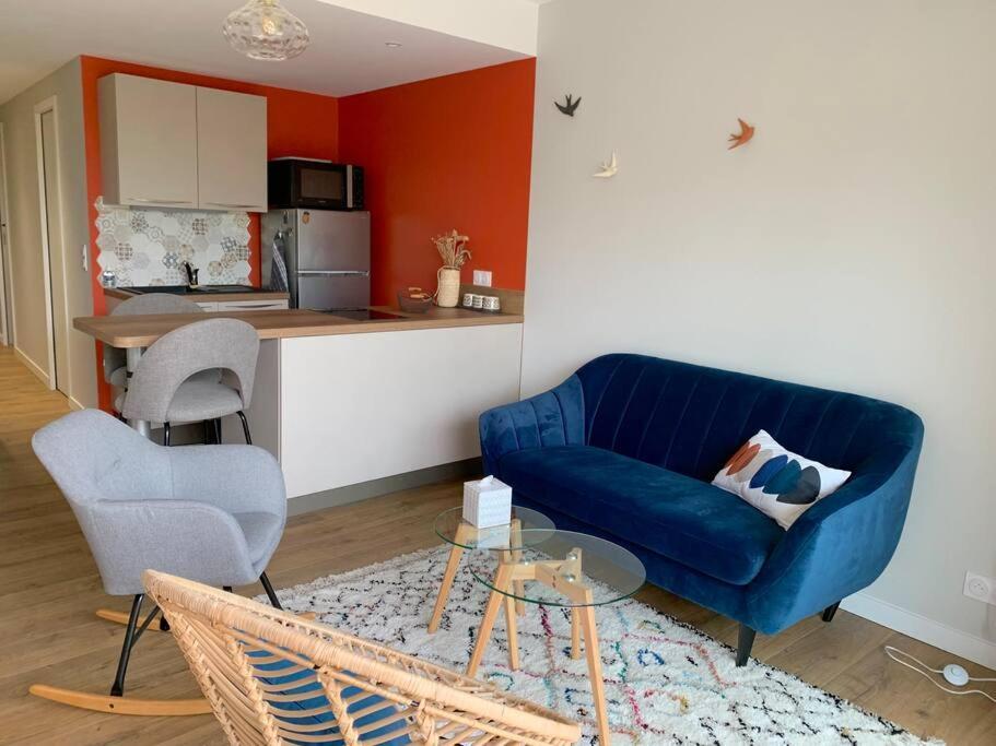 Apartment T2 Place De La Poste, Gare Sncf, Port Et A Moins De 5 Minutes A Pied !